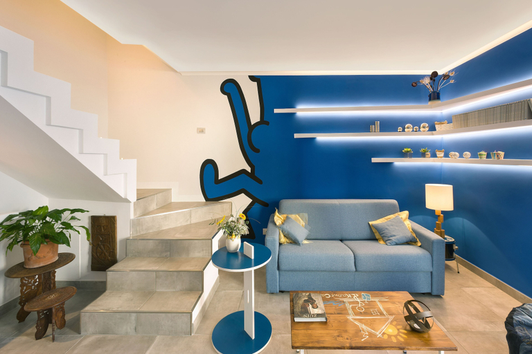 Others 3, Karme House, Napoli