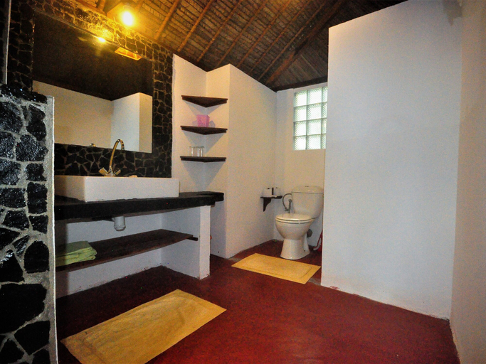 Bathroom 4, Natiora Green Lodge, Analanjirofo