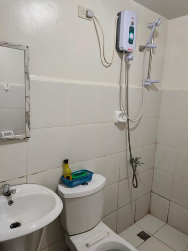 Others 2, Mhavic family room ,group friend good for 6 guest, Parañaque