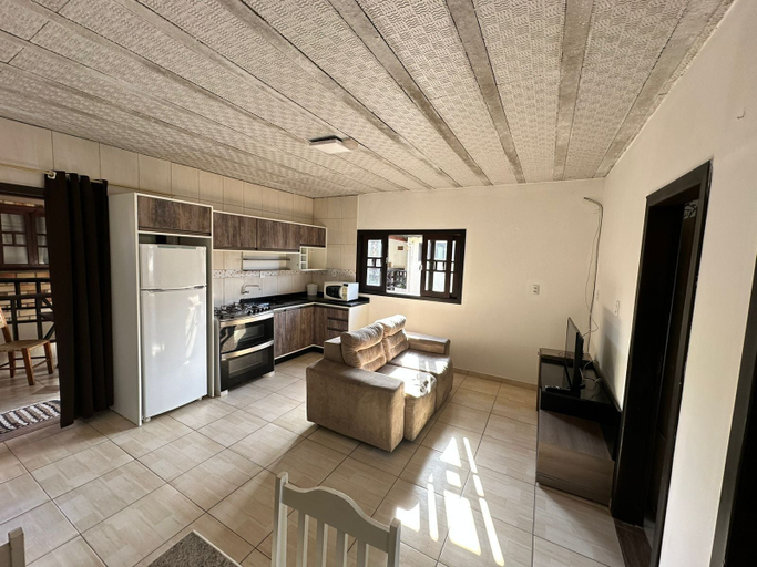Others 5, Residencial Macuglia, Garopaba