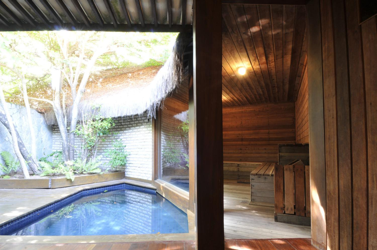 Swimming Pool 8