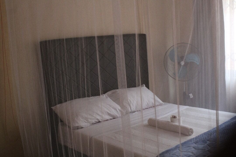 Others 3, Eco-House, Lilongwe City