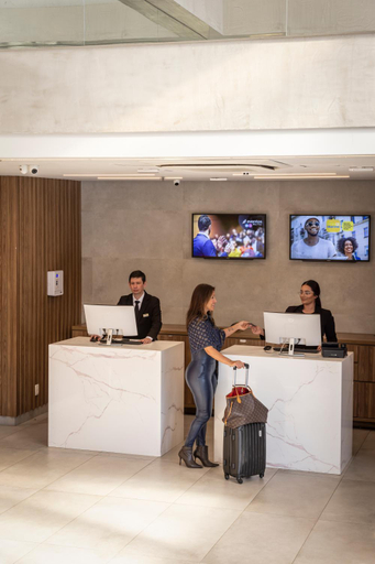Public Area 2, Blue Tree Towers Millenium Porto Alegre, Porto Alegre