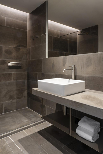 Bathroom 4, Hotel Promessi Sposi, Lecco