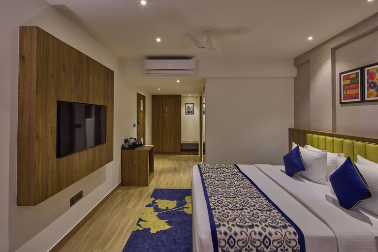 Bedroom 2, Grand Continent Hebbal a Sarovar Portico Affiliate Hotel, Bangalore