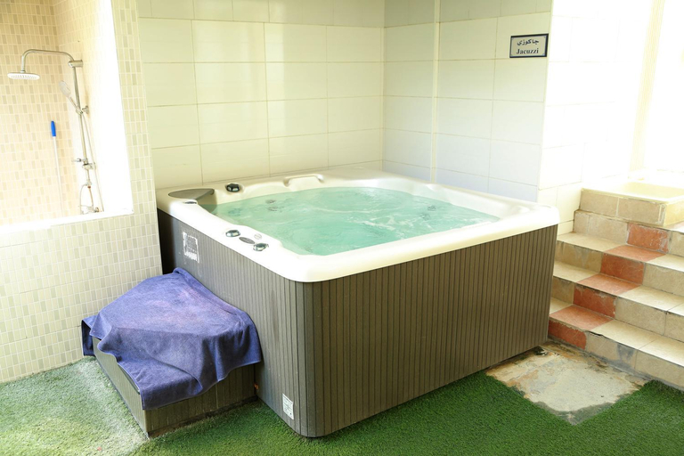 Bathroom 5, Sharjah Palace Hotel, Sharjah City