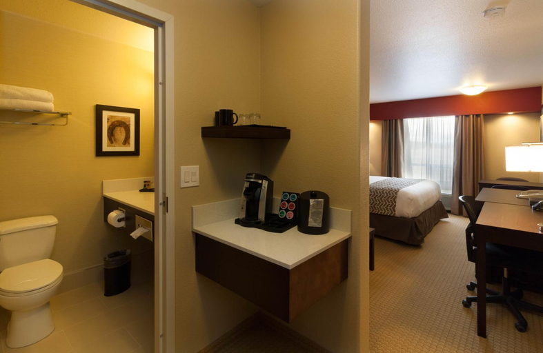 Bedroom 3, The Kanata Inns Invermere, East Kootenay