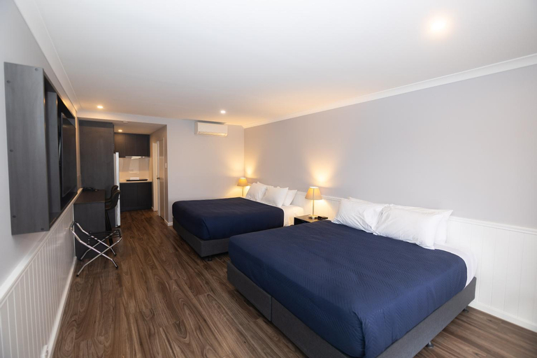 Bedroom 8