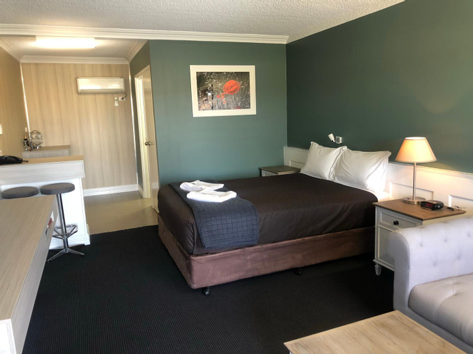Bedroom 18
