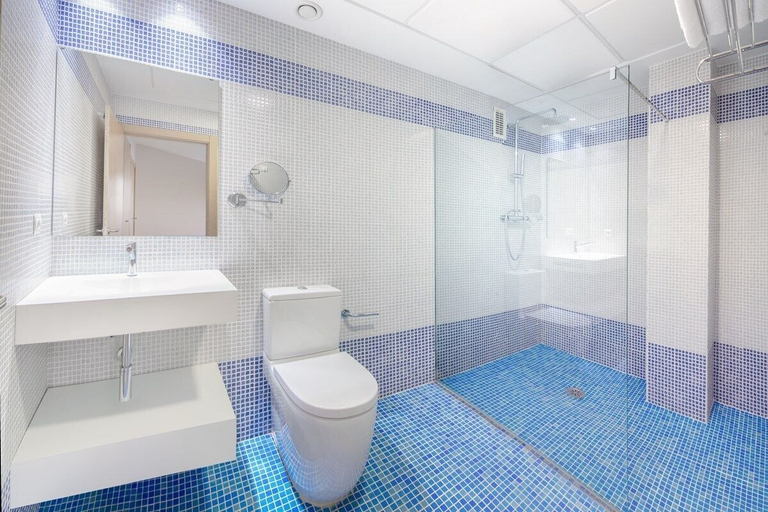 Bathroom 4, Palau Suites & Apartments, Valencia