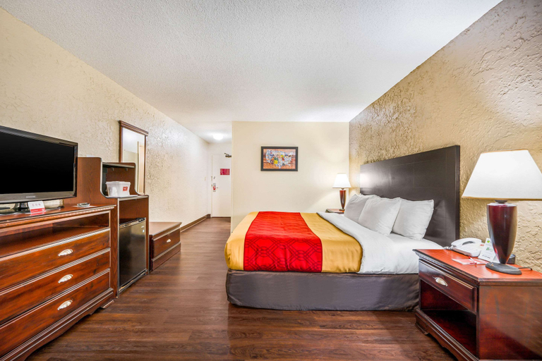 Bedroom 3, Econo Lodge Corinth, Alcorn