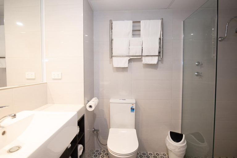 Bathroom 5