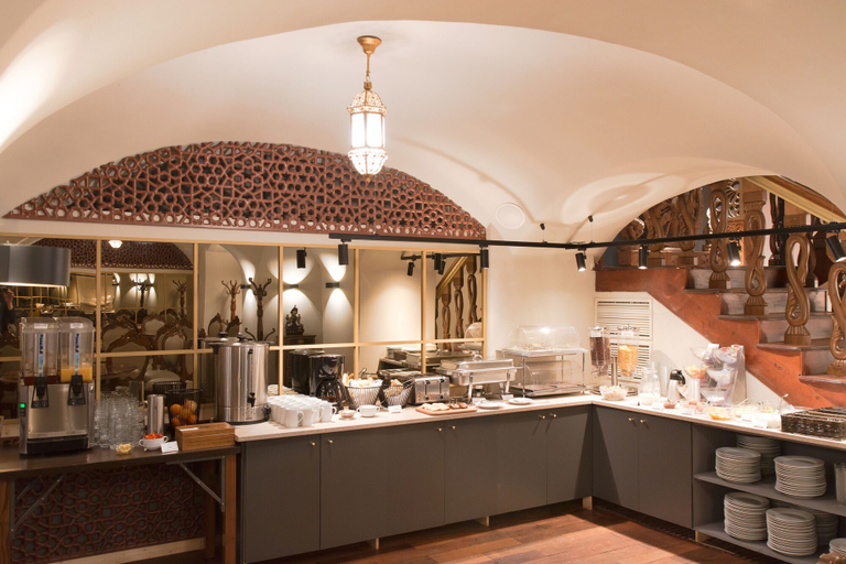 Food & Drinks 5, Hotel Karlin, Praha 7