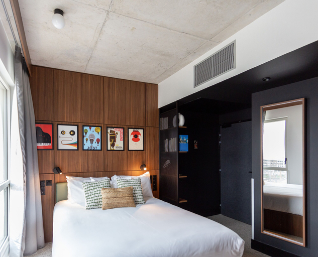 Bedroom 3, JOST Hotel Montpellier Centre St Roch, Hérault