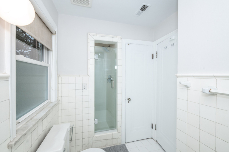 Bathroom 4, Avon Hills Hideaway, Hamilton