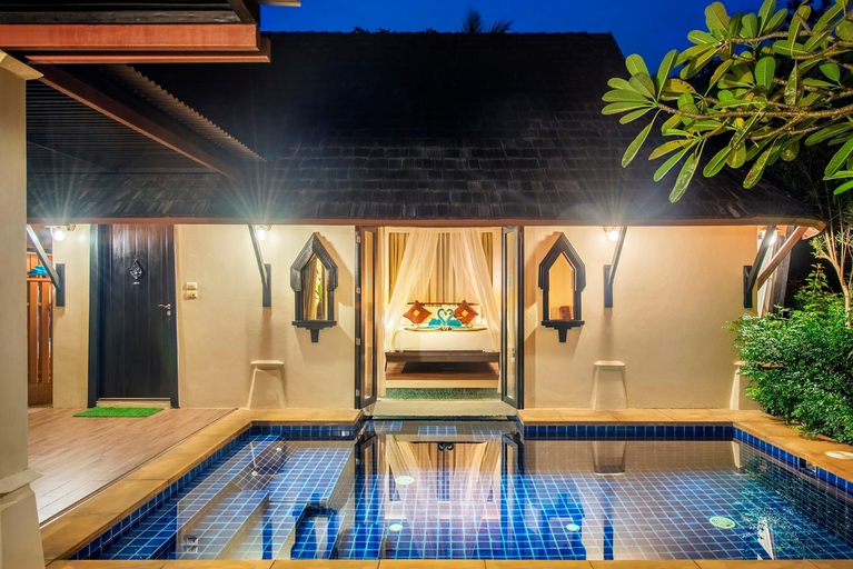 Swimming Pool 9