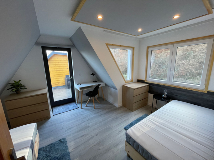 Bedroom 2, Calm Resort Hertelend, Komlói