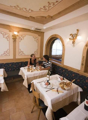 Food & Drinks 4, Hotel Zirmes, Trento