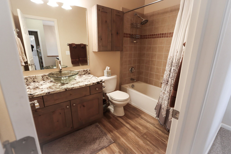 Bathroom 4, Timbers Cozy Mountain Getaway, Grand