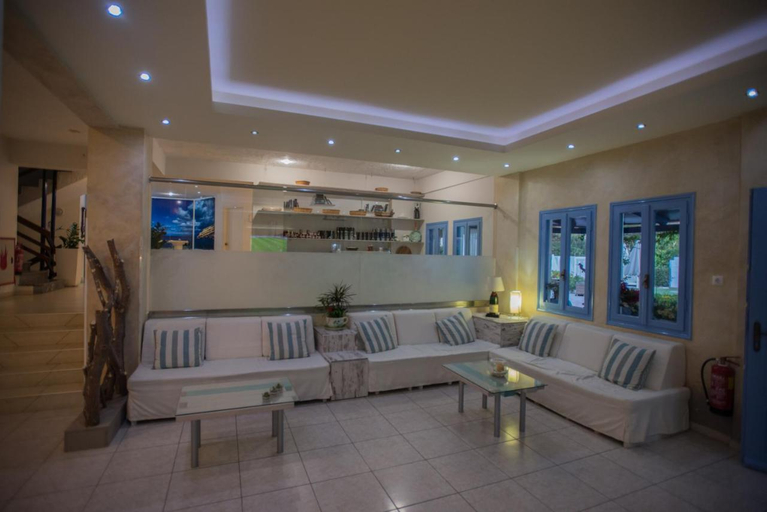 Public Area 3, Fragiskos, Faistos
