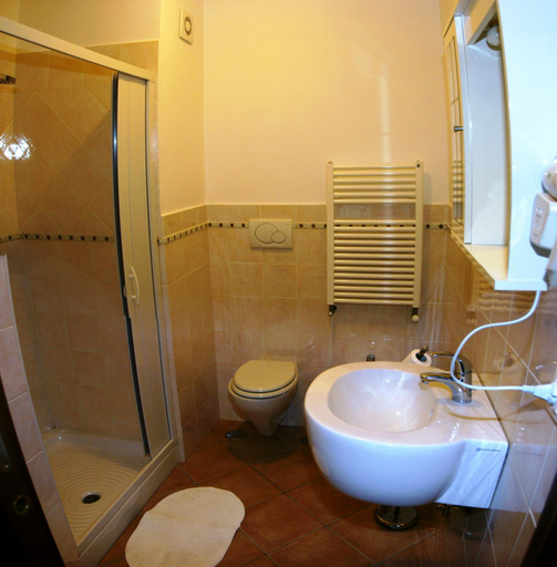 Bathroom 4, Casarufolo Paradise, Napoli