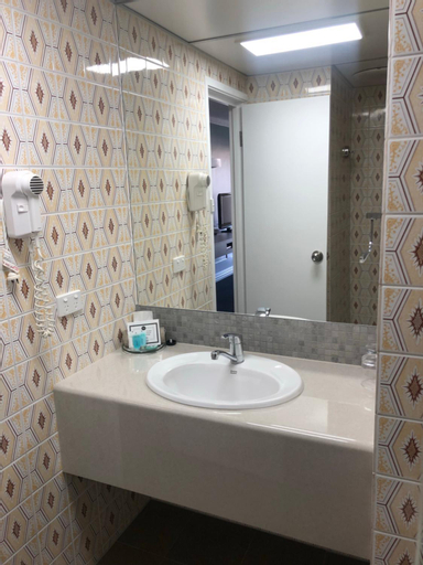 Bathroom 21