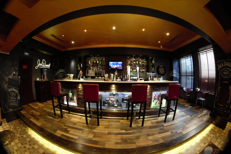 Food & Drinks 5, Grand Safir Hotel, Manama