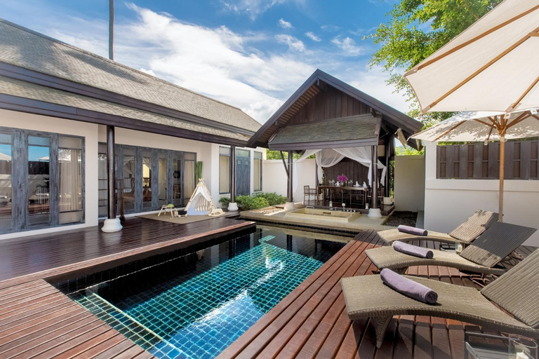 Swimming Pool 4
