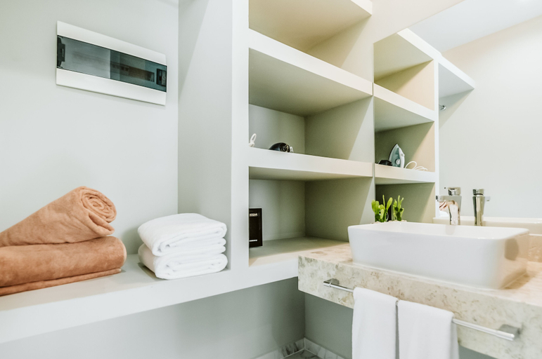 Bathroom 4, Level luxury condos, Cozumel