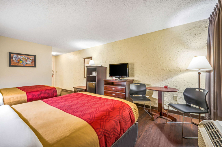 Bedroom 3, Econo Lodge Corinth, Alcorn