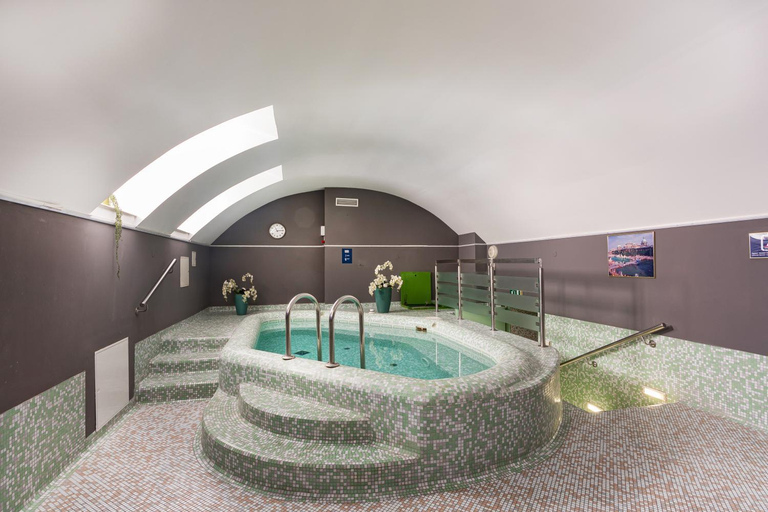 Sport & Beauty 2, Hotel Museum Budapest, Budapesti