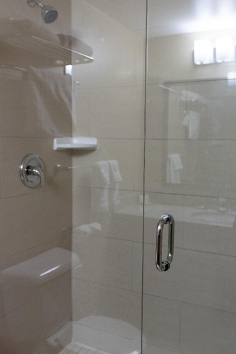 Bathroom 4, Best Western Plus Bowmanville, Durham