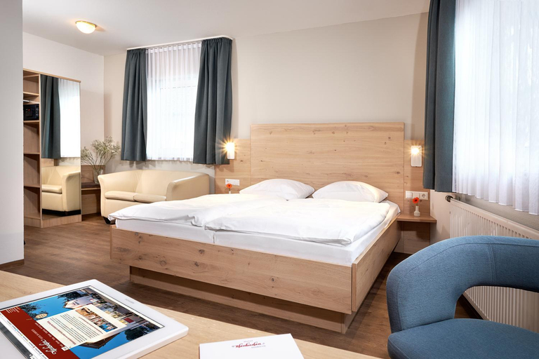 Others 4, Hotel Heuboden, Breisgau-Hochschwarzwald