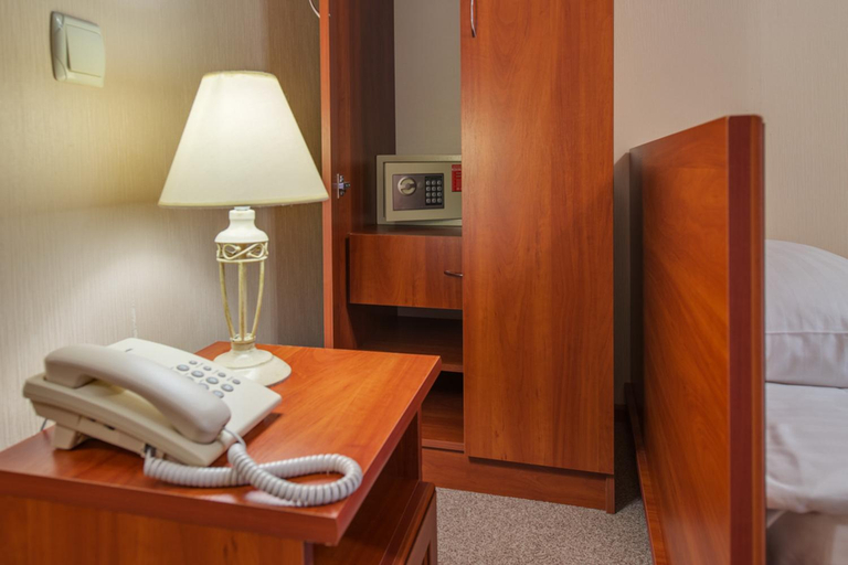 Bedroom 2, Hotel Vele Rosse, Odes'ka