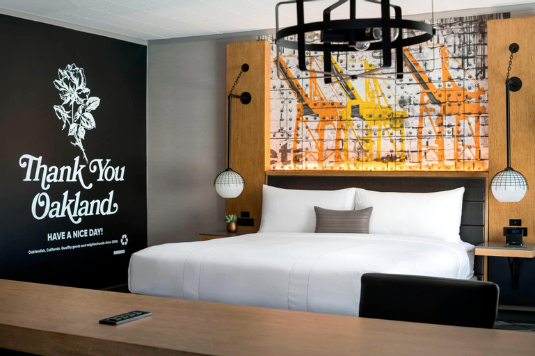 Bedroom 24