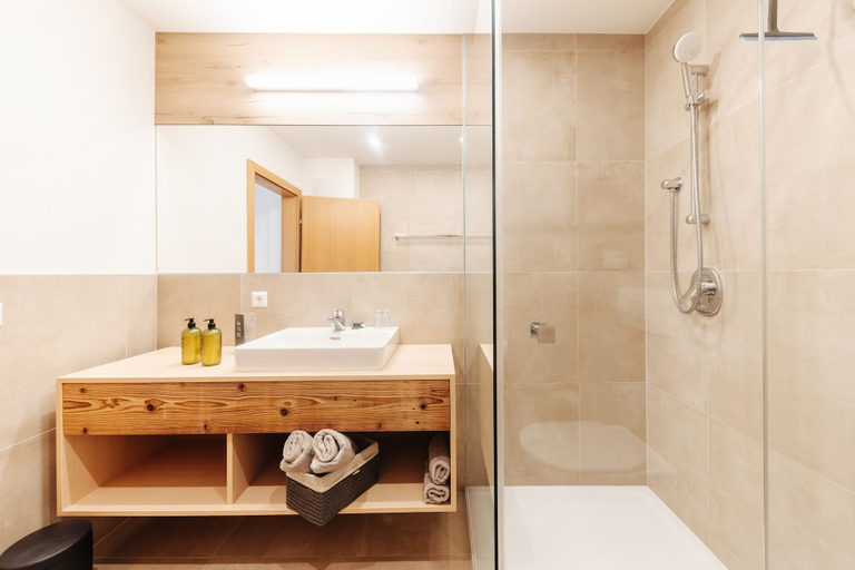Bathroom 4, Pension Linder, Spittal an der Drau