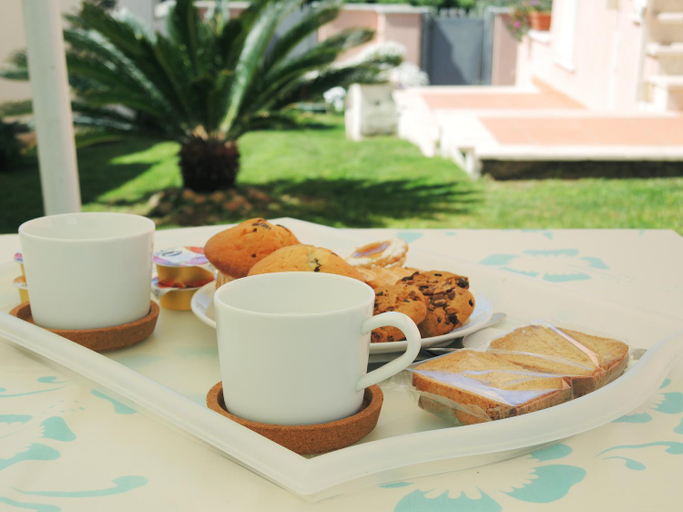 Food & Drinks, Le Ninfe Bed and Breakfast, Rome
