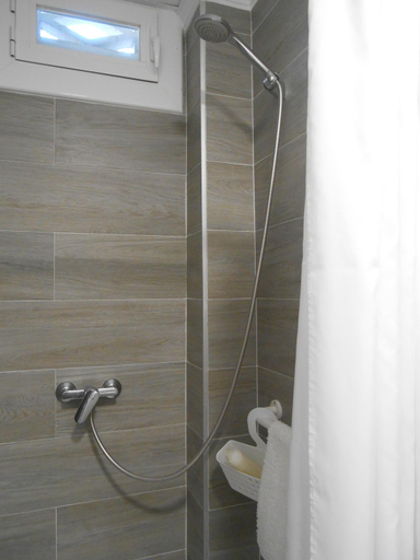 Others 4, Hostal El Callejon, Tarragona