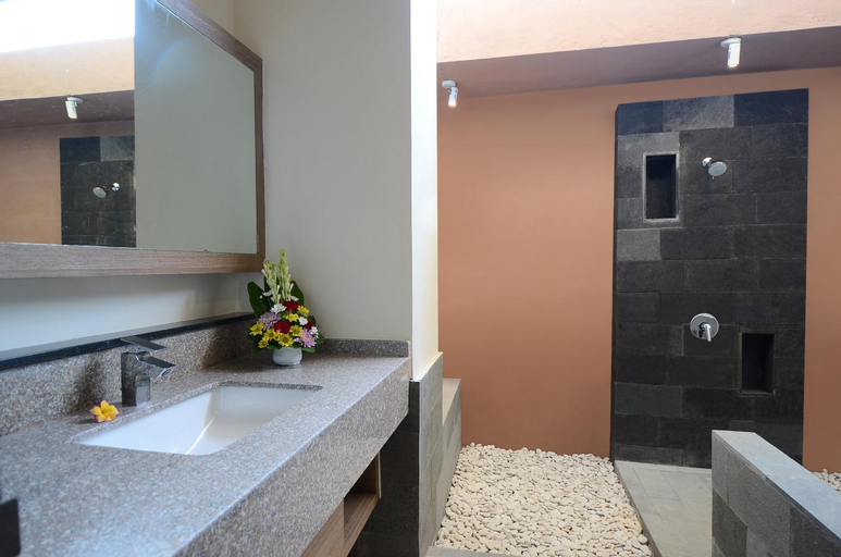 Bathroom 5