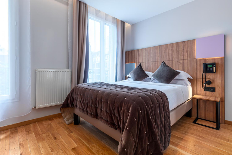 Bedroom 3, Hotel de Bellevue, Paris
