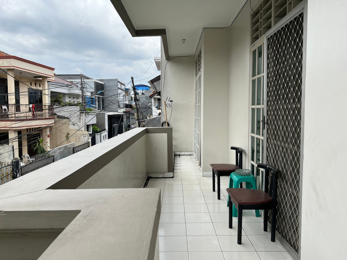 Others 2, De Novaren Guest House Kemanggisan, West Jakarta