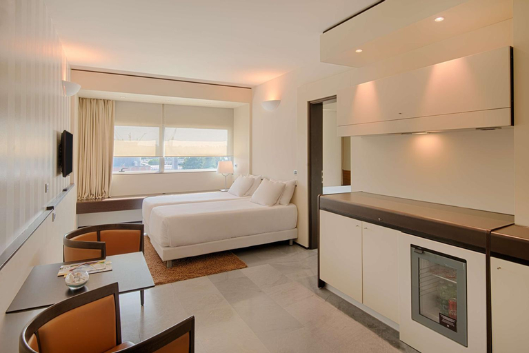 Bedroom 13