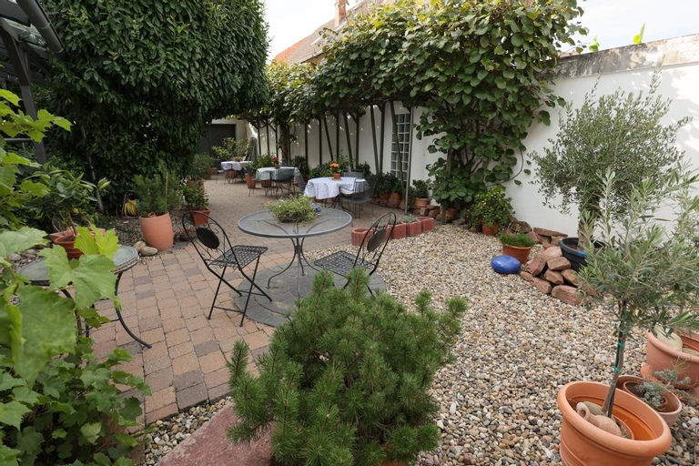 Others 5, Hotel Linde, Rhein-Pfalz-Kreis