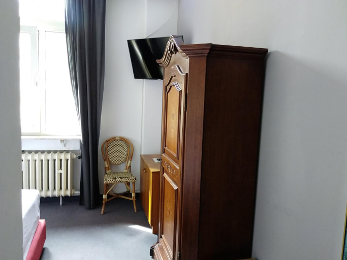 Bedroom, Wasserturm Hotel Mannheim, Mannheim