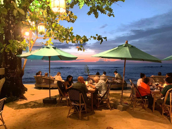 Food & Drinks 4, Ocean Breeze Resort, Takua Pa