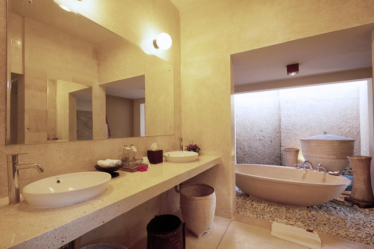 Bathroom 6