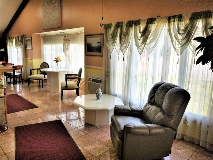 Public Area 2, Americas Best Value Inn Arkansas City, Cowley