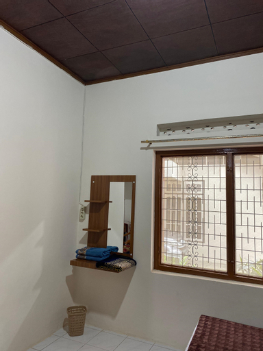 Bedroom 4, ANDUANG Family Homestay, Bukittinggi
