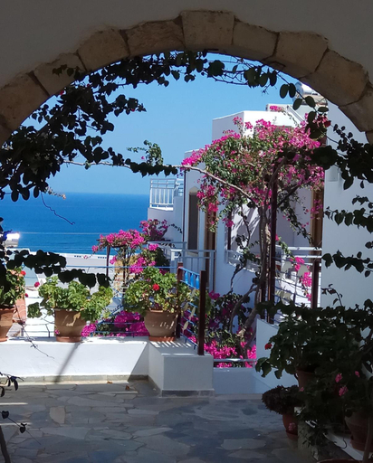 Others 2, Villa Diktynna, Crete