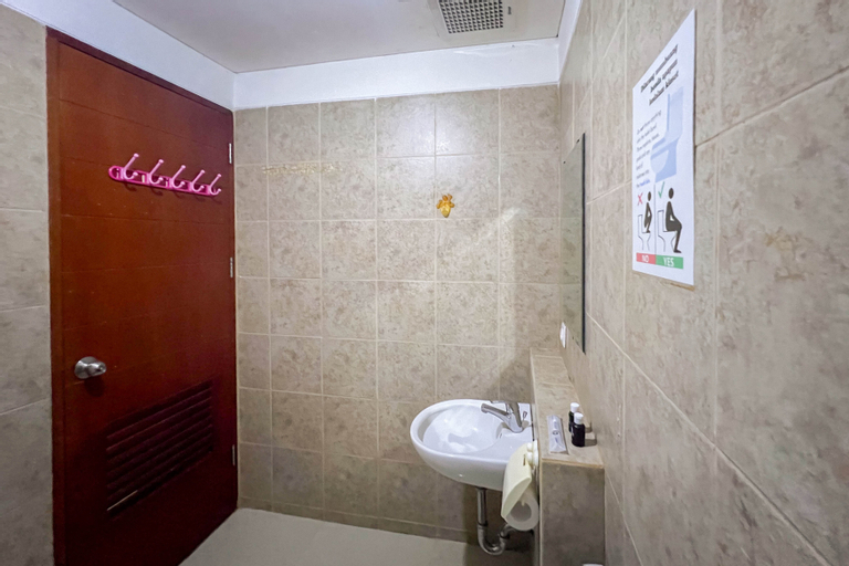 Bathroom 5